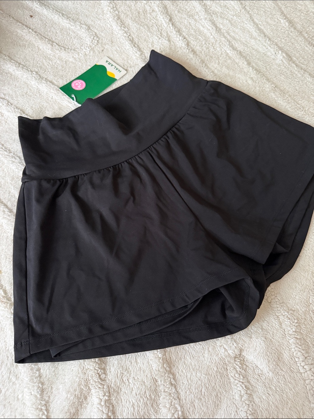 HALARA Black High-Waist Athletic Skort-Style Shorts